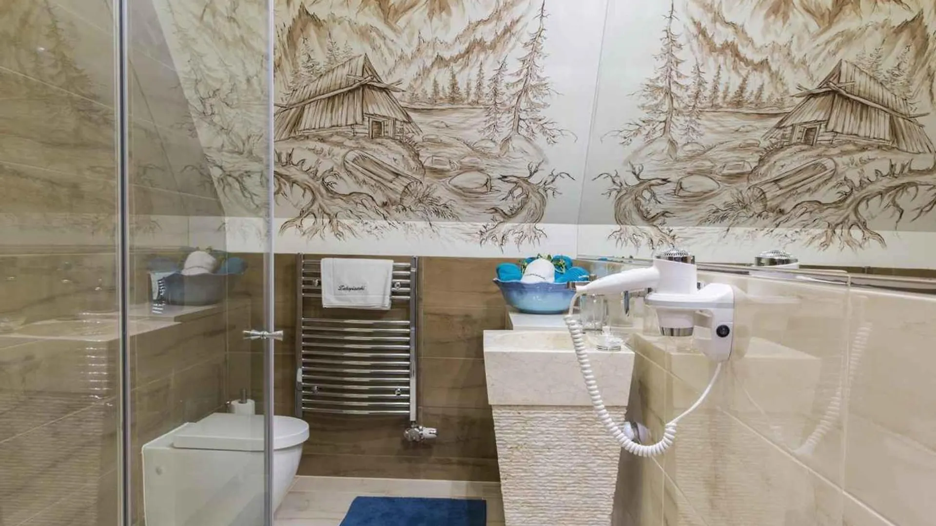 アパート Famixdom Zakopianskie Tarasy Jacuzzi&Sauna Centrum ザコパネ
